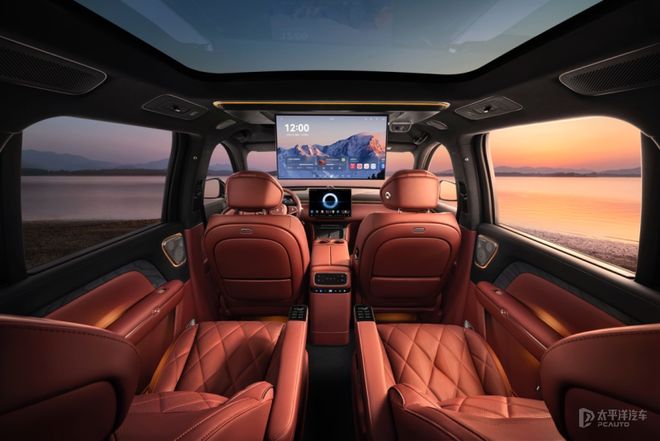 岚图泰山内饰亮相 将